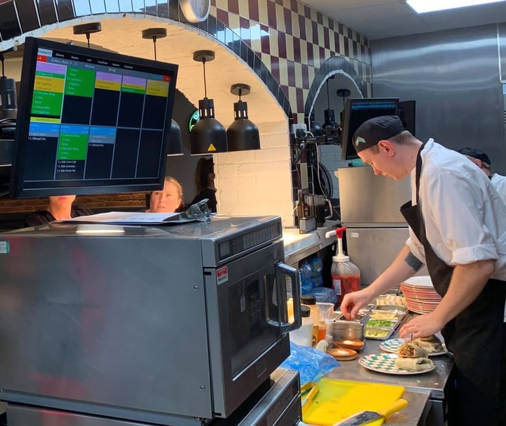 Point of Sale and Kitchen Display System: Are They the Same?