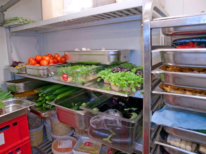 4 Ways Restaurants Can Recover Inventory Faster After Foodborne Illness