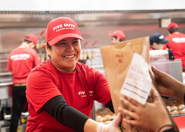 How Five Guys Franchisees Reduce Food and Labor Costs