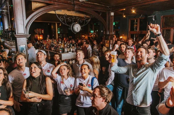 5 Challenges that Pubs Face During the Euros (and Other High-traffic Days)
