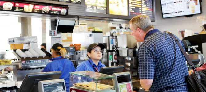 How Two Leading Burger Chains Empower Field Users to Drive Change