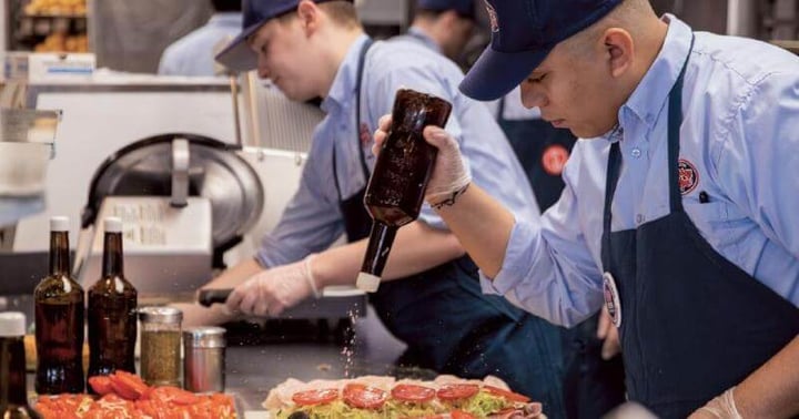 Jersey Mike's Accelerates Growth With Crunchtime's Ops Suite
