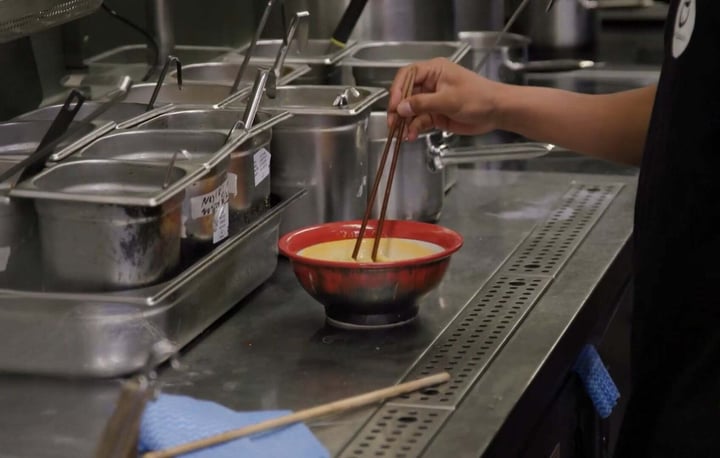 How Crunchtime Kitchen Helps Bone Daddies Maintain Consistency and Brand Personality