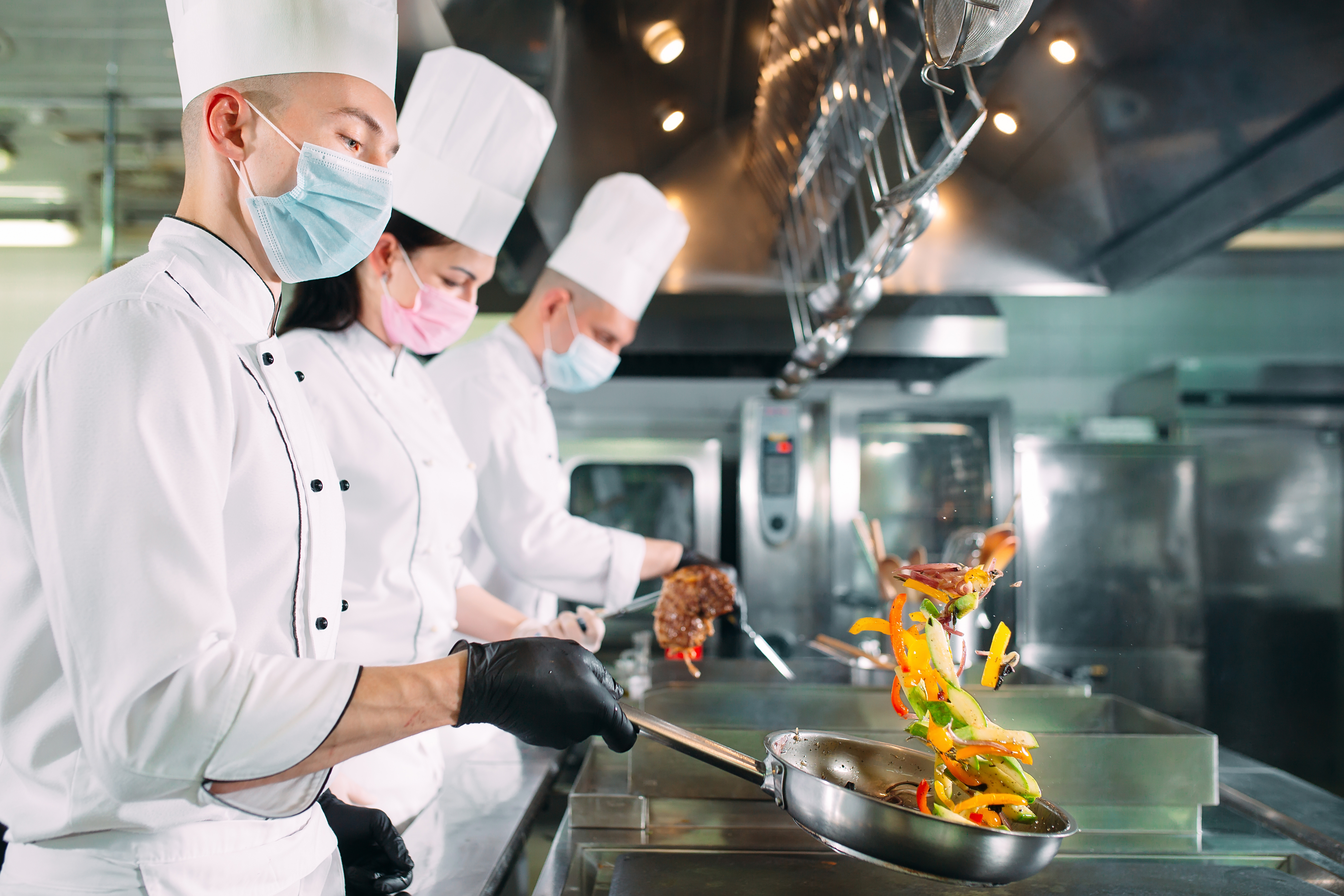 Restaurant Kitchen Maintaining Hygiene with Use of Restaurant Management Software