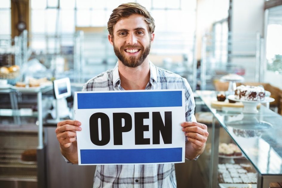 Amid a Restaurant Labor Shortage, Are Restaurants Offering Enough?